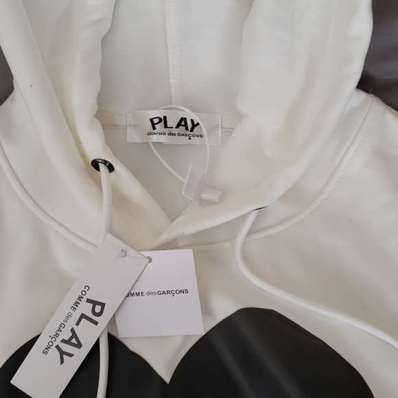 White Fleece Available Only. - Picture 5 of 6